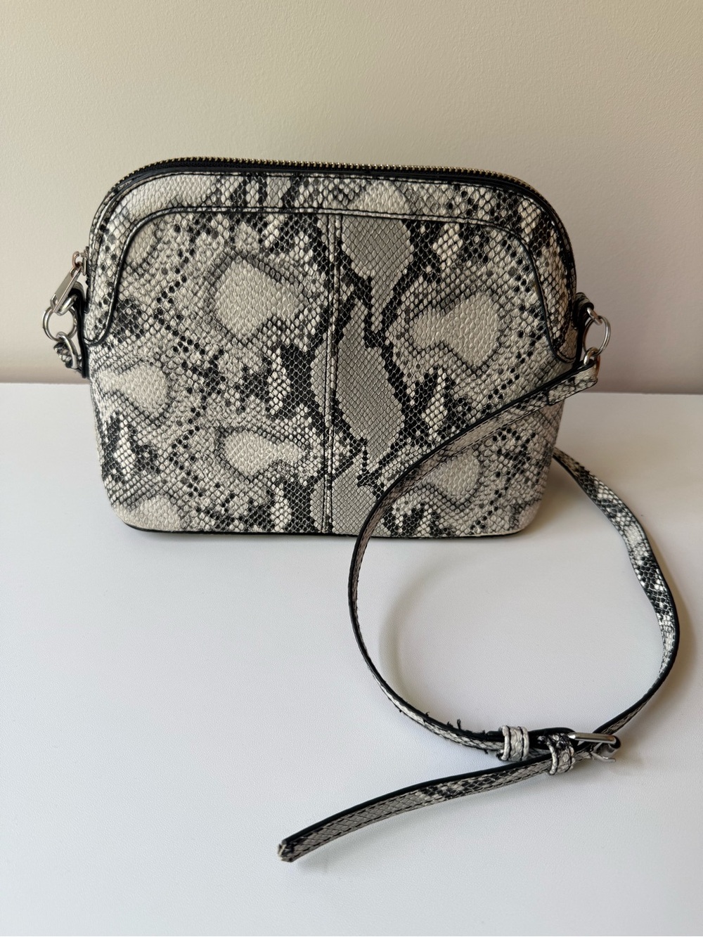 Kelly & Katie Snake-Print Crossbody Bag in Black & White